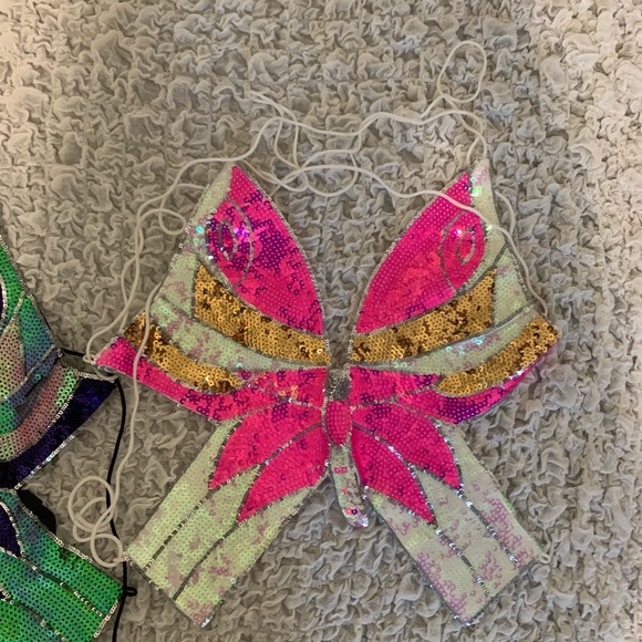 Butterfly tie sequin tops - Picture 3 of 3